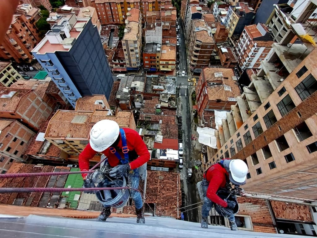 Descenso de gran altura